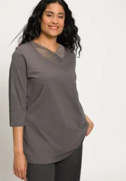 Ulla Popken V HALS 3/4 MOUWEN - Nachtwäsche Shirt - Asbruin -Ulla Popken 035718f684d74868b2c3c8f490a33dda 1