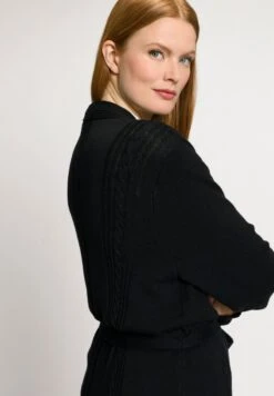 Ulla Popken Strickjacke - Zwart -Ulla Popken 0e0b2318bbf14f8b88688979bb0c11c7