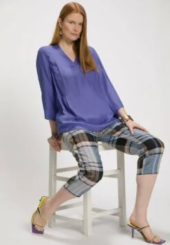 Ulla Popken V AUSSCHNITT 3/4 TROMPETENÄRMEL - Tunika - Blauviolett -Ulla Popken 19b3f495a48140cfaf94637f12655d4d