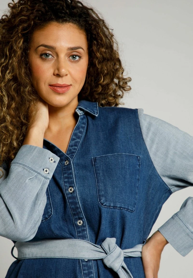 Ulla Popken Jeanskleid - Watervalblauw 5 Ulla Popken Jeanskleid - Watervalblauw – Bild 3