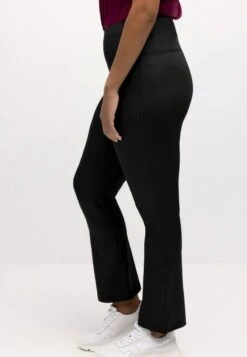 Ulla Popken SPORT BODYFORMING-BUND AUSGESTELLTES BEIN - Jogginghose - Schwarz -Ulla Popken 2a7794e997944bd0a996bc772814ad40