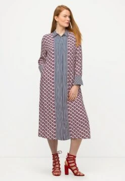 Ulla Popken GRAFISCH DESSIN, OVERHEMDKRAAG, LANGE MOUWEN - Blusenkleid - Marine 13 Ulla Popken GRAFISCH DESSIN, OVERHEMDKRAAG, LANGE MOUWEN - Blusenkleid - Marine -Ulla Popken 3382017e26fa498897772638eec19b2c 1