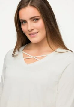 Ulla Popken ZIERBÄNDER CLASSIC V-AUSSCHNITT 3/4-ARM - Langarmshirt - Off White -Ulla Popken 398d4bd62ec44c63a4b51141156e311e