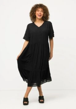 Ulla Popken STYLE AVEC DENTELLE SUR LE COL EN V - Freizeitkleid - Noir -Ulla Popken 3ab05876acf34f718e88537e13ccf98b 1