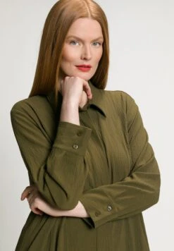 Ulla Popken BUBBLE STRUKTUR - Hemdbluse - Oliv -Ulla Popken 409286ea146848a387f8a8f6717219fb