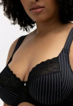 Ulla Popken Bügel BH - Black 11 Ulla Popken Bügel BH - Black -Ulla Popken 53cedfb2216144c19eb9637224df8678