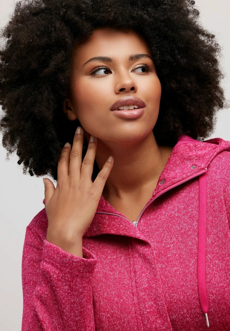 Ulla Popken Übergangsjacke - Magentapink 6 Ulla Popken Übergangsjacke - Magentapink – Bild 4