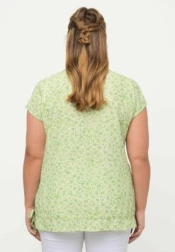 Ulla Popken À FLEURS. DÉCOLLETÉ EN V, MANCHES COURTES. CORDON DE SERR - Bluse - Herbe Verte -Ulla Popken 63f6966f2eb14cd39c8b79d073ae6009