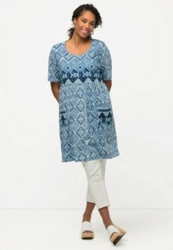 Ulla Popken LONG À IMPRIMÉ PATCHWORK. LIGNE A, COL ROND ET MANCHES C - T-Shirt Print - Marine