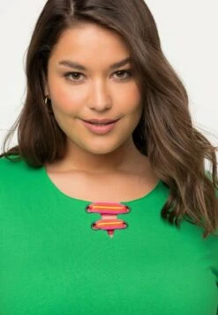 Ulla Popken T-Shirt Basic - Grass Green 11 Ulla Popken T-Shirt Basic - Grass Green -Ulla Popken 6c7c35776c2b465cbdc0dc823266afda