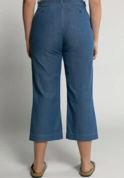 Ulla Popken Flared Jeans - Blue Denim -Ulla Popken 6f58bdaa5634465494f1451eff05daa4