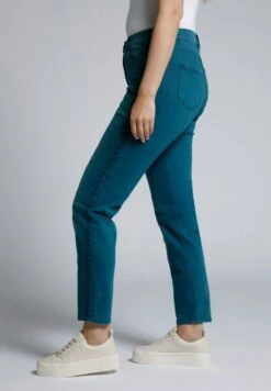 Ulla Popken SARAH - Jeans Slim Fit - Petrol -Ulla Popken 7240b8a9aa774122b53087d520ee6f15
