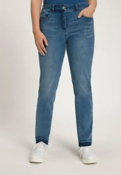 Ulla Popken SARAH - Jeans Slim Fit - Bleu Jean -Ulla Popken 7ba04081985b473da5be3e716858b539 1