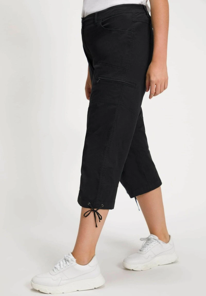 Ulla Popken Cargohose - Schwarz 6 Ulla Popken Cargohose - Schwarz – Bild 4