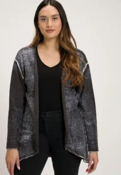 Ulla Popken Strickjacke - Grischiné -Ulla Popken 95674b1419a44164b3a37fd532cc8e27 1