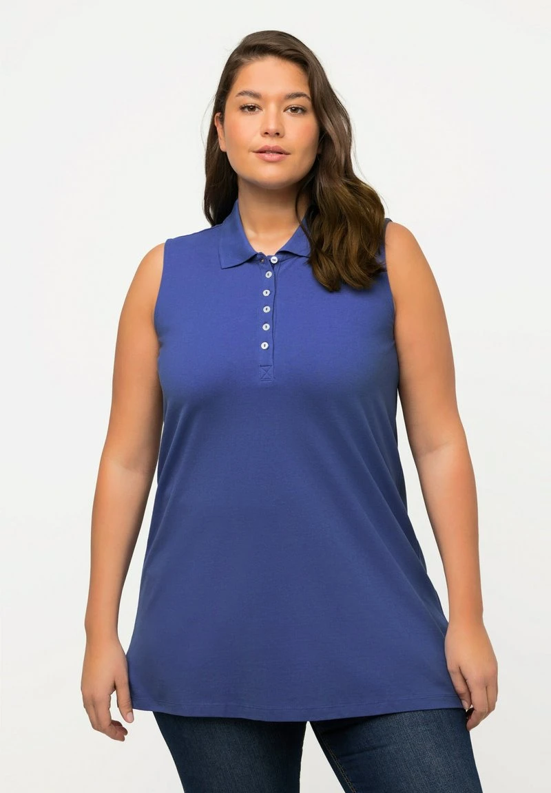 Ulla Popken REGULAR ÄRMELLOS - Poloshirt - Blue Purple 8 Ulla Popken REGULAR ÄRMELLOS - Poloshirt - Blue Purple – Bild 6