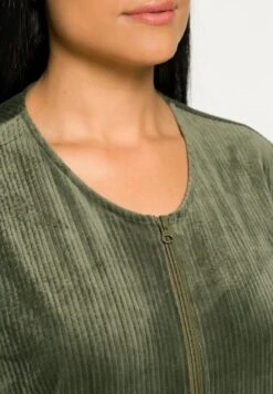 Ulla Popken Jumpsuit - Loden Green -Ulla Popken 97386aa3ddec4dd2805ede8649158b2a