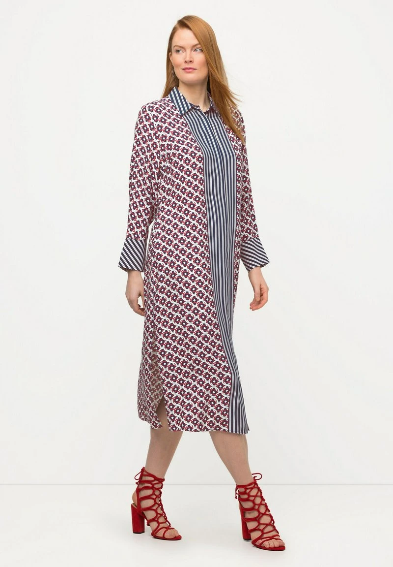 Ulla Popken GRAFISCH DESSIN, OVERHEMDKRAAG, LANGE MOUWEN - Blusenkleid - Marine 4 Ulla Popken GRAFISCH DESSIN, OVERHEMDKRAAG, LANGE MOUWEN - Blusenkleid - Marine – Bild 2