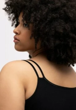 Ulla Popken SPAGHETTITRÄGER OHNE SEITENNÄHTE, DOPPELTE TRÄGER - Unterhemd/-shirt - Schwarz -Ulla Popken a913a152a7c74ebfbbdd954329073280