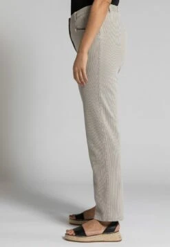 Ulla Popken Stoffhose - Beige -Ulla Popken aad495deebb4424bbc22ebc8547401c9
