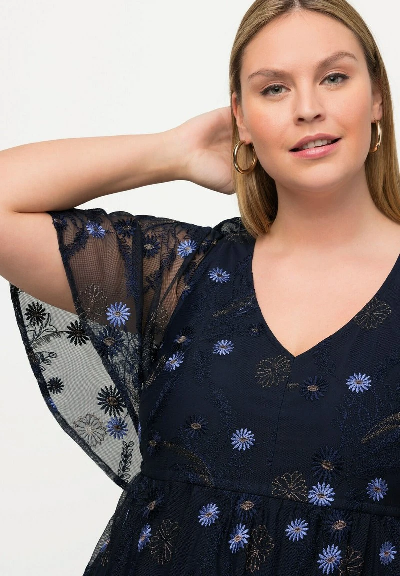 Ulla Popken EVENING - Ballkleid - Navy Blue 6 Ulla Popken EVENING - Ballkleid - Navy Blue – Bild 4