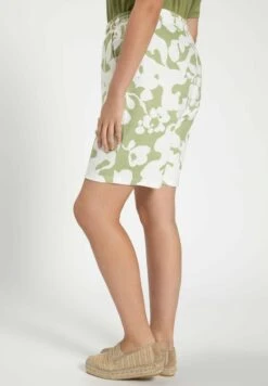 Ulla Popken Shorts - Light Green -Ulla Popken b3a163d6e5ae4e8390639ae74b369567