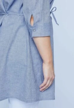 Ulla Popken BELLIEVA - Bluse - Blue Denim -Ulla Popken bb9ae223fe1c4f009d250e46fa4587ce