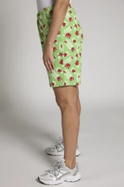Ulla Popken Shorts - Grasgrün 11 Ulla Popken Shorts - Grasgrün -Ulla Popken bf8e9265461441e5aec78f9faa3c2726