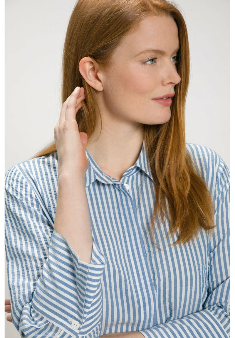 Ulla Popken Hemdbluse - Stralend Blauw 4 Ulla Popken Hemdbluse - Stralend Blauw – Bild 2