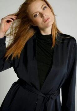 Ulla Popken Leichte Jacke - Tiefdunkelblau -Ulla Popken ddada22aa7c04e67a8d8f2f400409b13