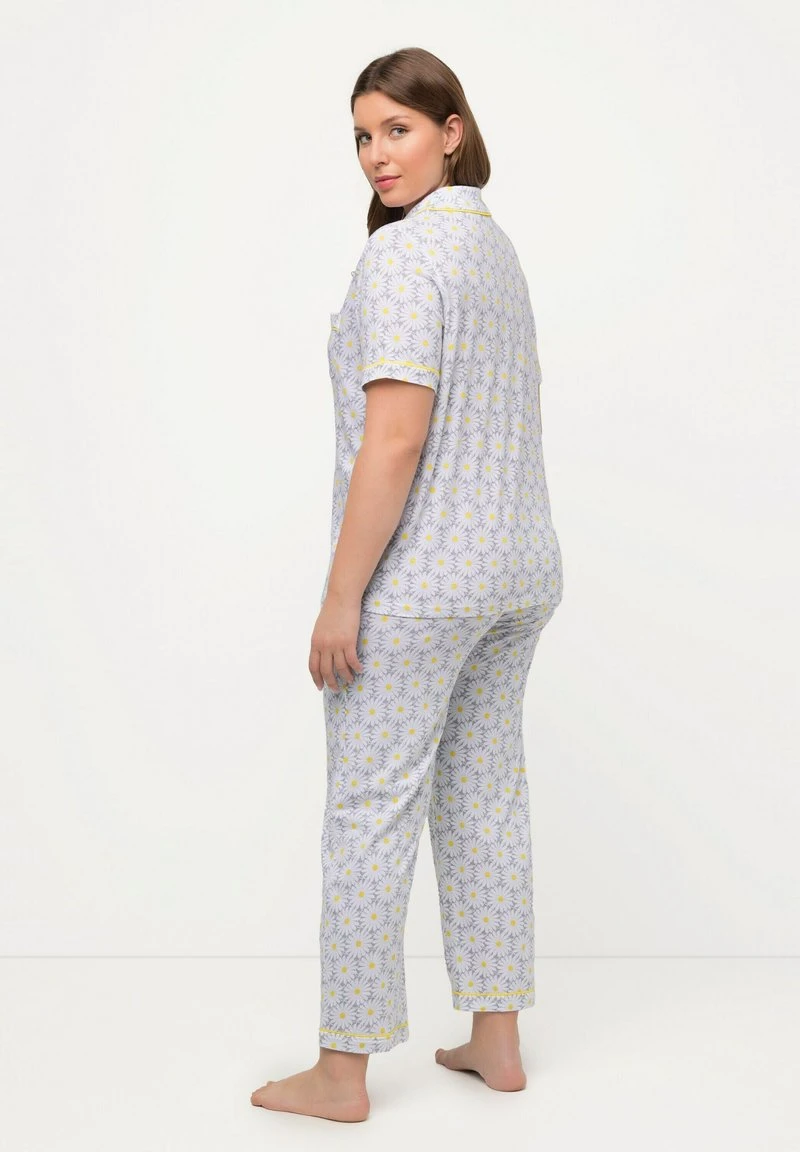 Ulla Popken DAISY PRINT SHORT SLEEVE BUTTON DOWN - Pyjama - Snow White 5 Ulla Popken DAISY PRINT SHORT SLEEVE BUTTON DOWN - Pyjama - Snow White – Bild 3