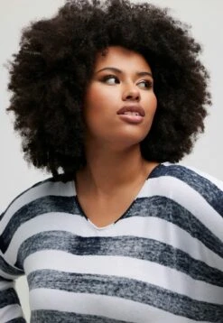 Ulla Popken Strickpullover - Navy Blue Stripe -Ulla Popken e0051e309d7043069536f46e69579807