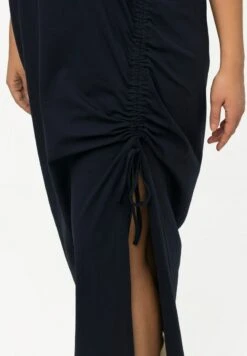 Ulla Popken À MANCHES COURTES DÉCOLLETÉ ROND FRONCES - Jerseykleid - Marine -Ulla Popken e198b9e5ccf14745b43b34d64e05d7af