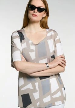 Ulla Popken T-Shirt Print - Sand 12 Ulla Popken T-Shirt Print - Sand -Ulla Popken e1c3a60fa4c34cb6af03fb0b8fc72f91 1