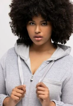 Ulla Popken LOUNGEWEAR KAPUZE - Sweatjacke - Hellgrau Mélange -Ulla Popken eeb36a7f7f054a04b95394778102acf0