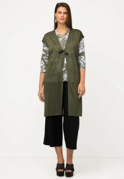 Ulla Popken LANGE OFFENE FORM V-AUSSCHNITT ÄRMELLOS - Strickjacke - Vert Naturel