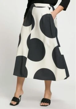 Ulla Popken POIS POCHES CEINTURE ÉLASTIQUE - A-Linien-Rock - Noir 13 Ulla Popken POIS POCHES CEINTURE ÉLASTIQUE - A-Linien-Rock - Noir -Ulla Popken f3493f6e86dd4371995d02f859439cb8 1