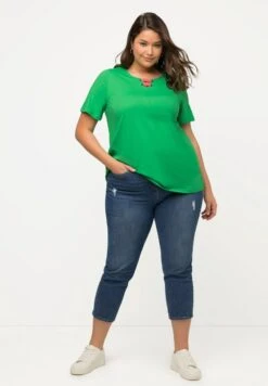 Ulla Popken T-Shirt Basic - Grass Green 9 Ulla Popken T-Shirt Basic - Grass Green -Ulla Popken f8e1ba00b50c41419a1ecab37e1ce407